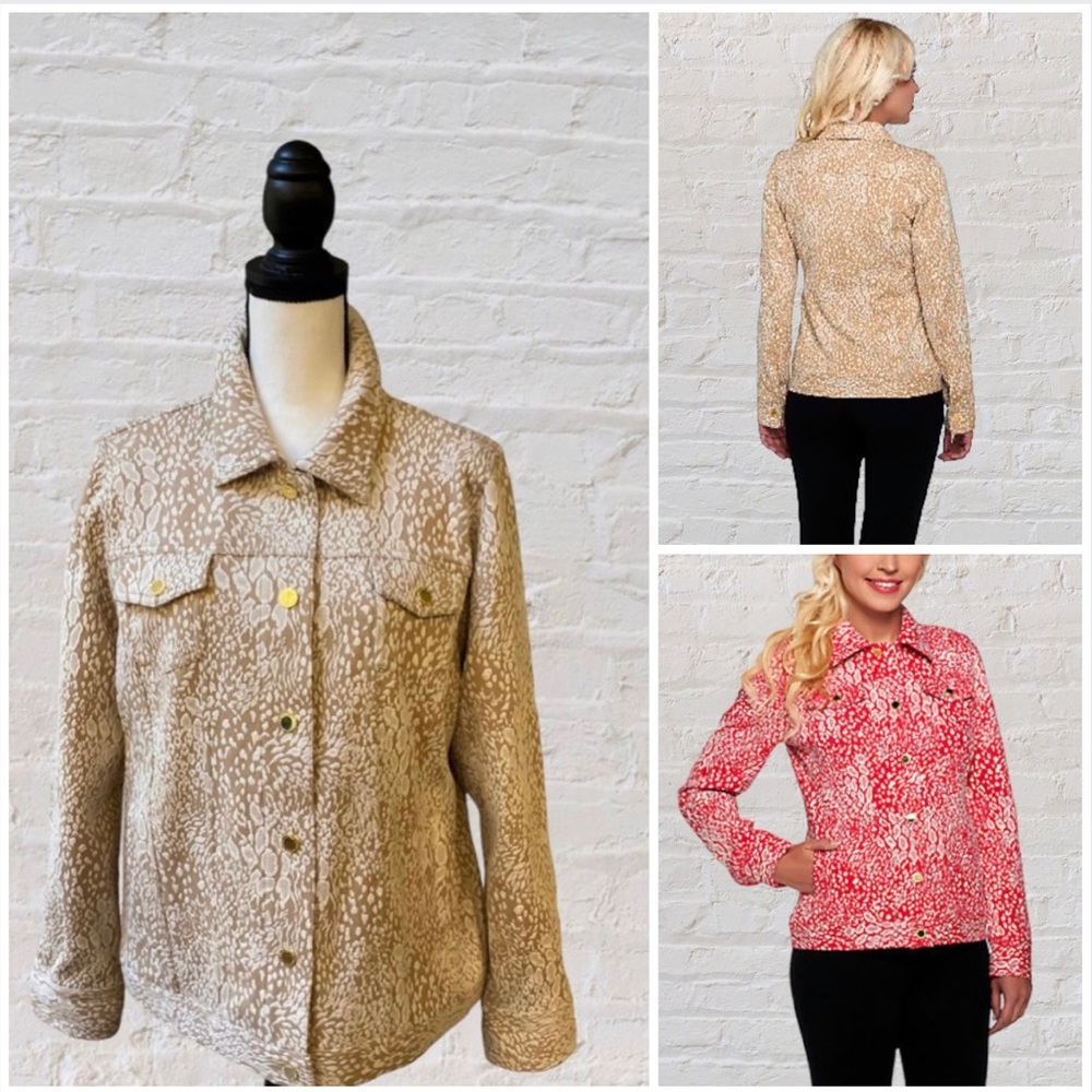 ISSAC MIZRAHI  ~ Animal Print Snap Front Jacket Tan w/White Print